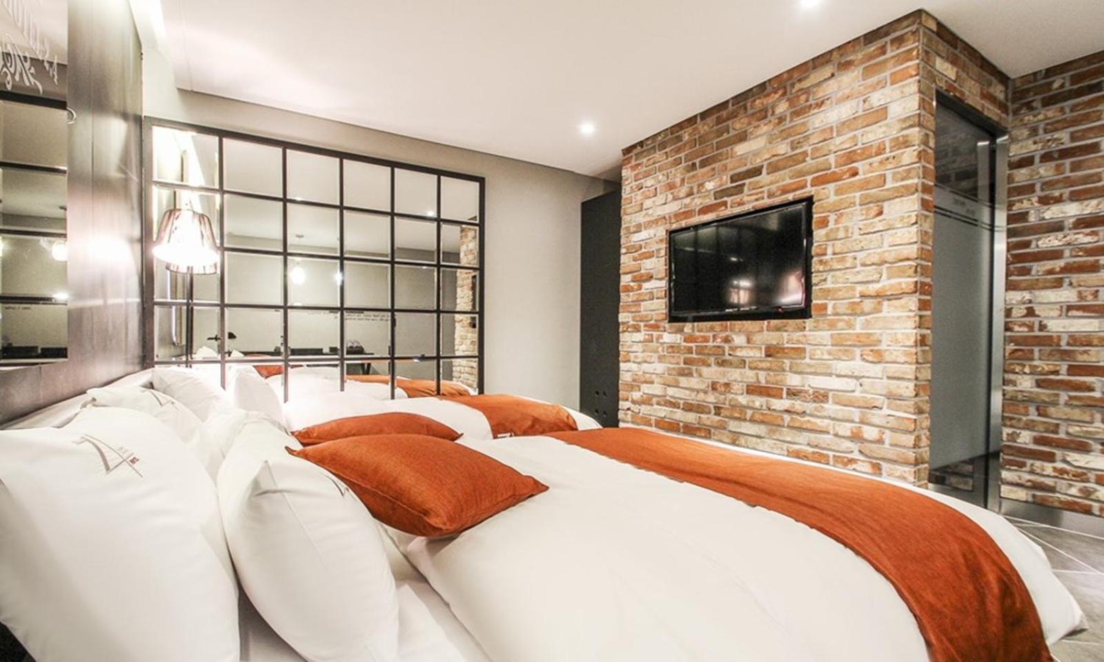 Jamsil 2.4 Hotel Сеул Екстер'єр фото